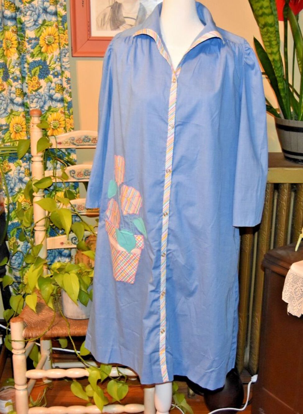 Vintage 70s Models Coat Housedress Snaps Pockets Stripe Flowerpot Applique L